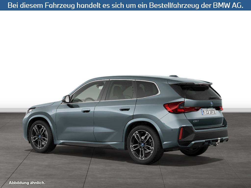 Fahrzeugabbildung BMW iX1 xDrive30