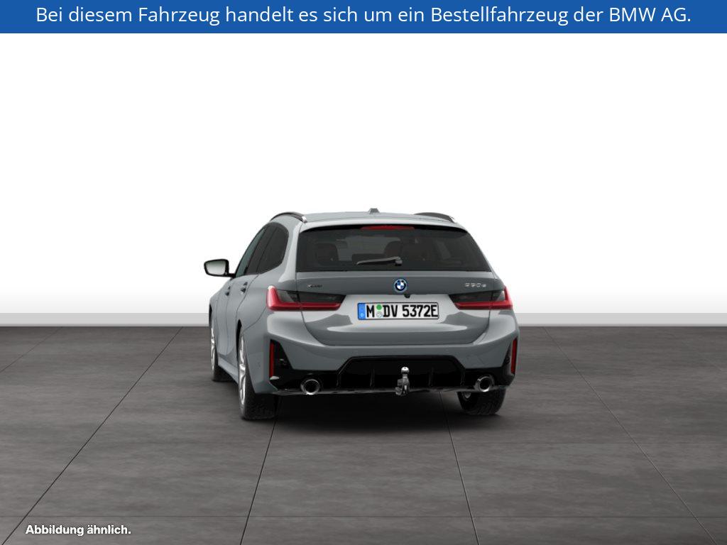 Fahrzeugabbildung BMW 330e xDrive Touring