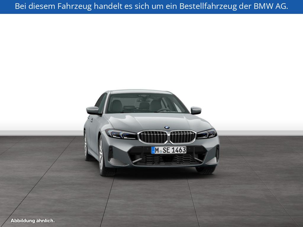 Fahrzeugabbildung BMW 330i xDrive Limousine