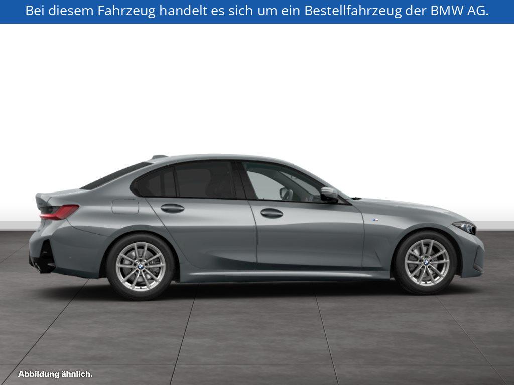 Fahrzeugabbildung BMW 330i xDrive Limousine