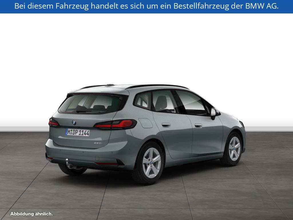Fahrzeugabbildung BMW 220i Active Tourer