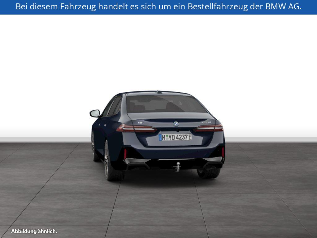 Fahrzeugabbildung BMW i5 xDrive40 Limousine
