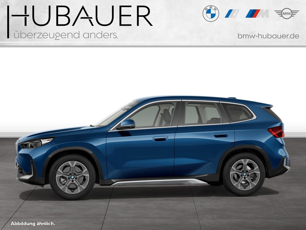 Fahrzeugabbildung BMW iX1 xDrive30 [xLine, HUD, AHK, HK Sound, 360°]