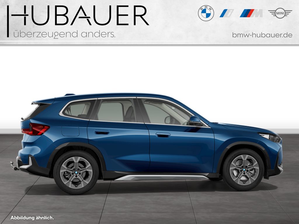 Fahrzeugabbildung BMW iX1 xDrive30 [xLine, HUD, AHK, HK Sound, 360°]