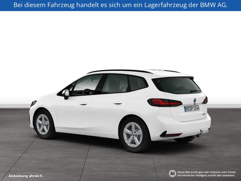 Fahrzeugabbildung BMW 220i Active Tourer