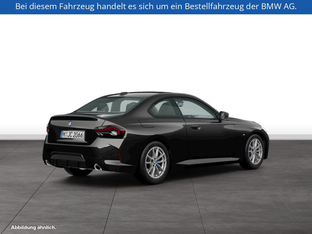 Fahrzeugabbildung BMW 218i Coupé