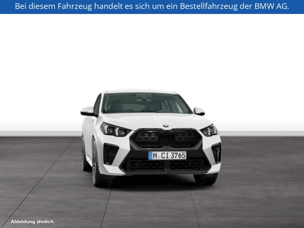 Fahrzeugabbildung BMW X2 sDrive20i