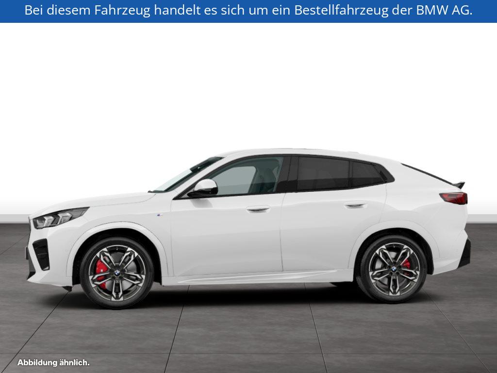 Fahrzeugabbildung BMW X2 sDrive20i
