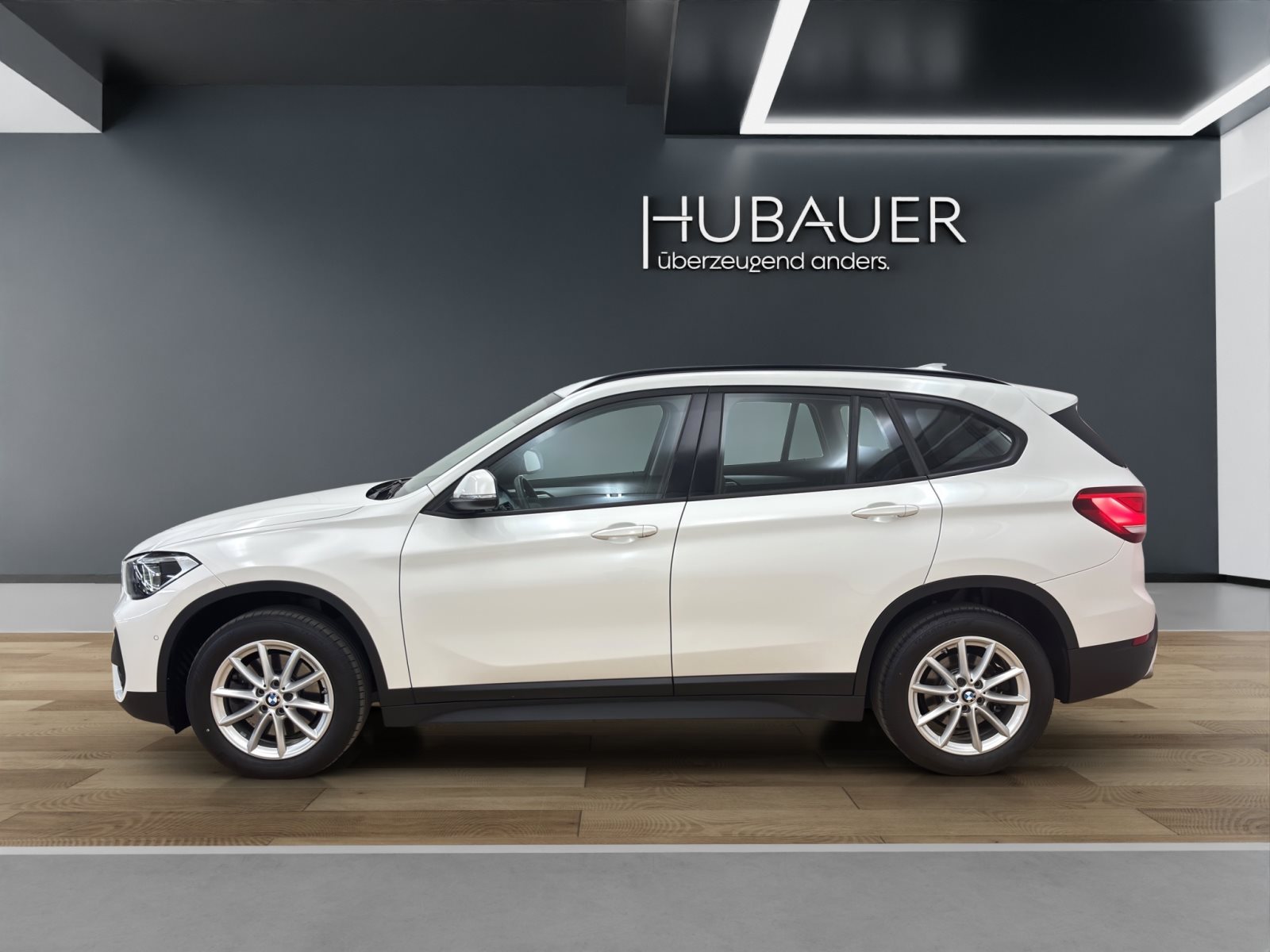 Fahrzeugabbildung BMW X1 sDrive20i [Advantage, Navi, LED, RFK, SHZ]