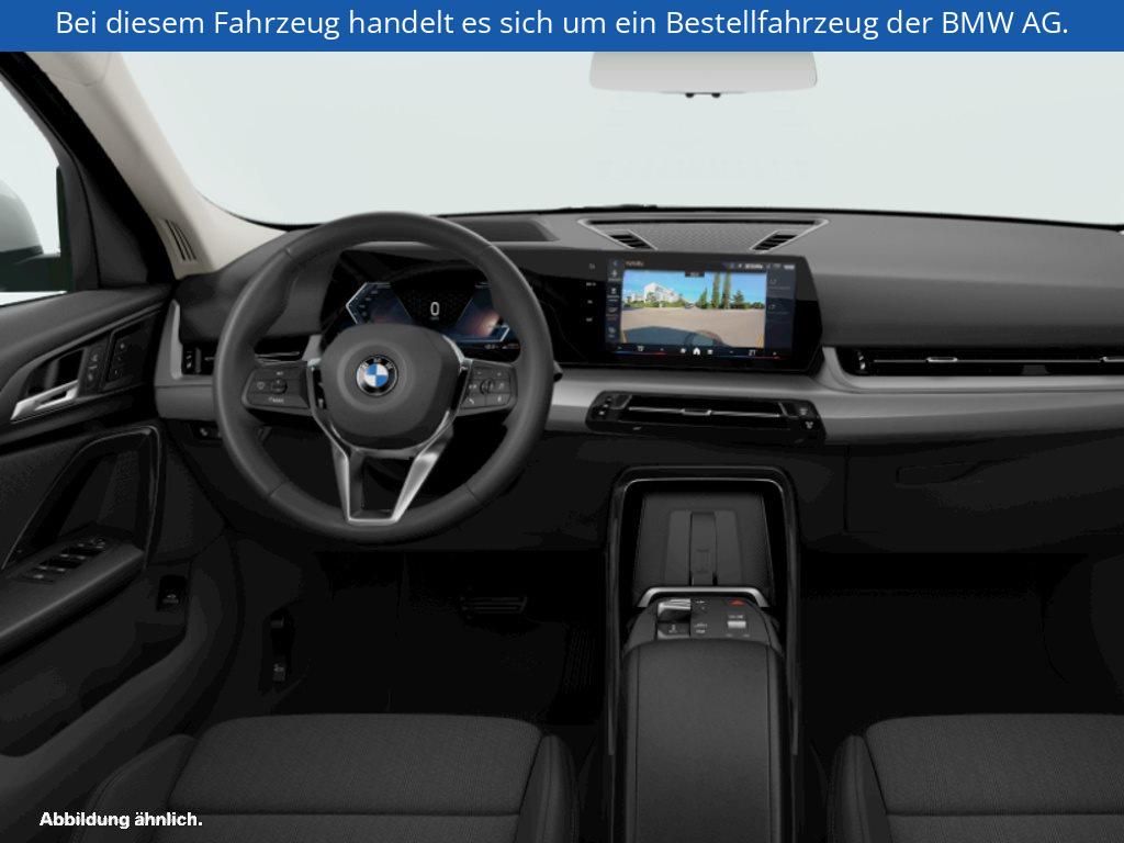 Fahrzeugabbildung BMW X2 sDrive18d