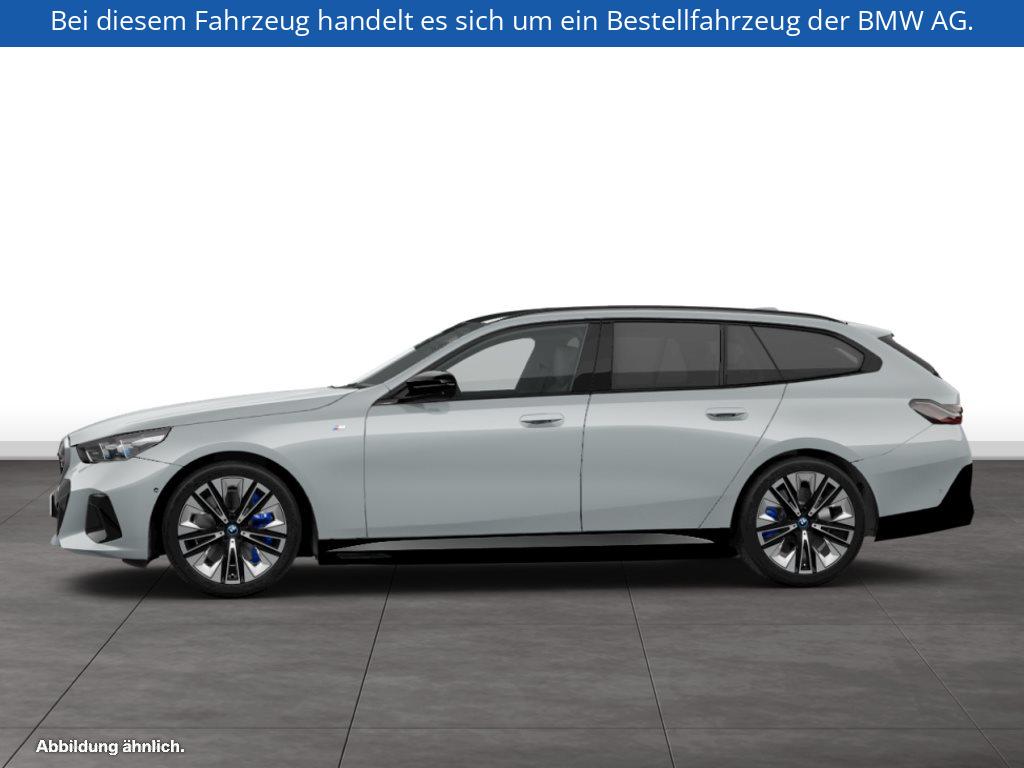 Fahrzeugabbildung BMW i5 M60 xDrive Touring