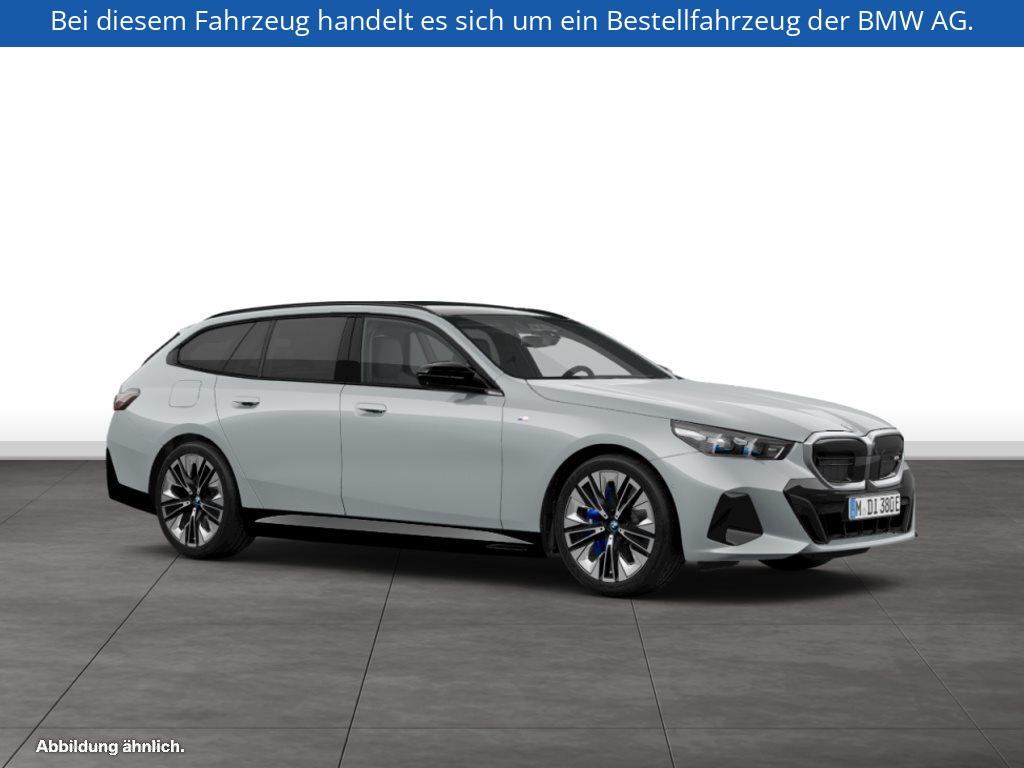 Fahrzeugabbildung BMW i5 M60 xDrive Touring