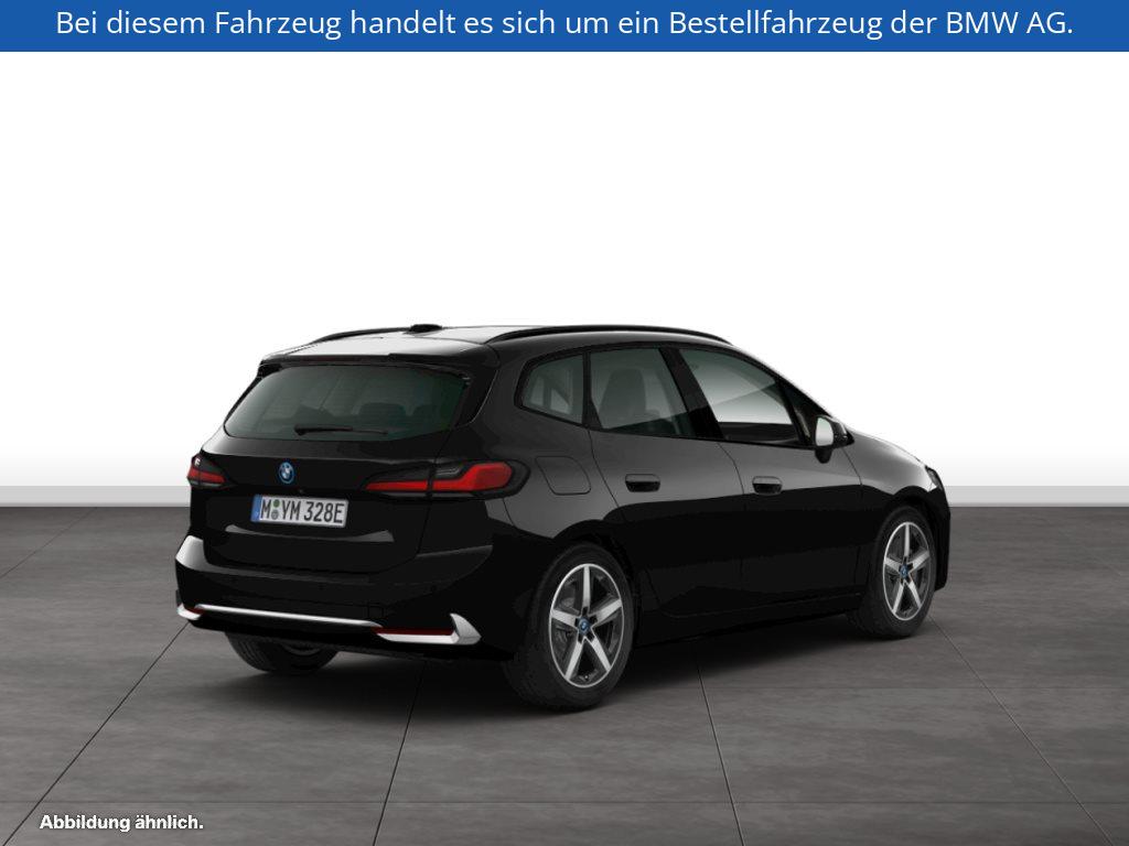 Fahrzeugabbildung BMW 230e xDrive Active Tourer