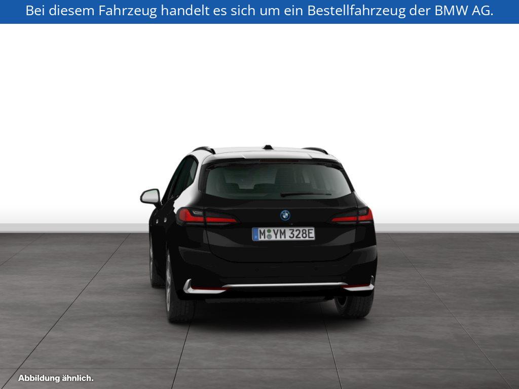 Fahrzeugabbildung BMW 230e xDrive Active Tourer