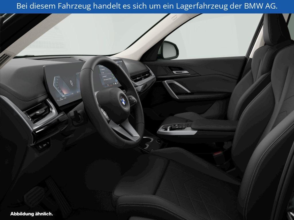 Fahrzeugabbildung BMW X1 sDrive20i