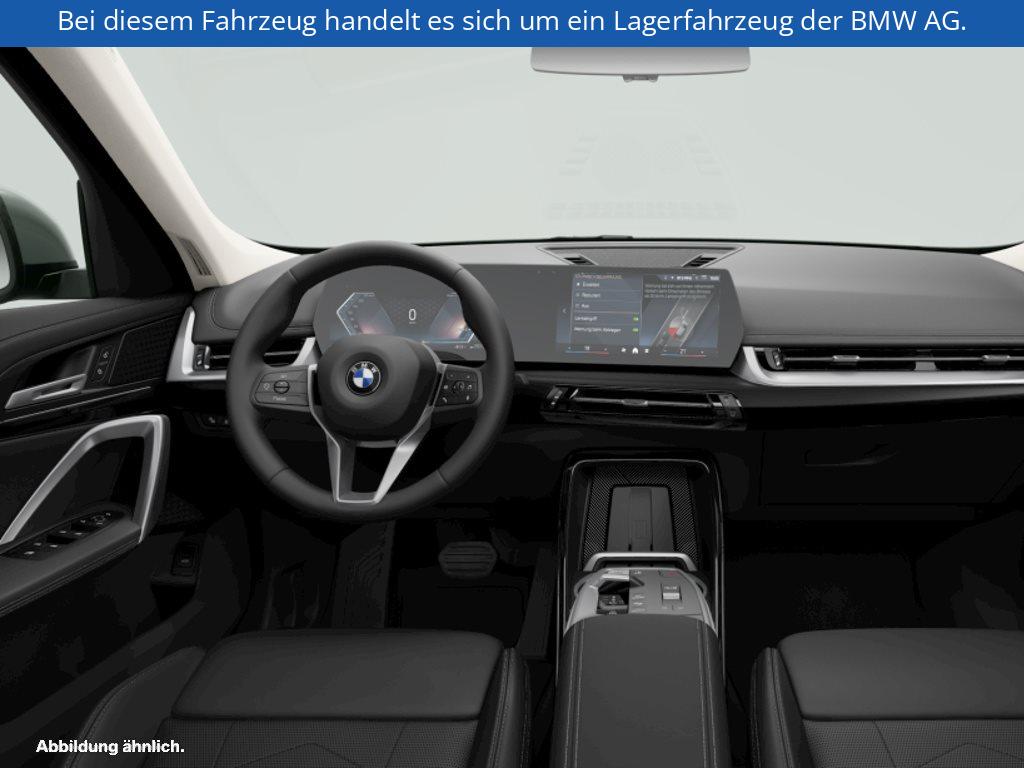 Fahrzeugabbildung BMW X1 sDrive20i