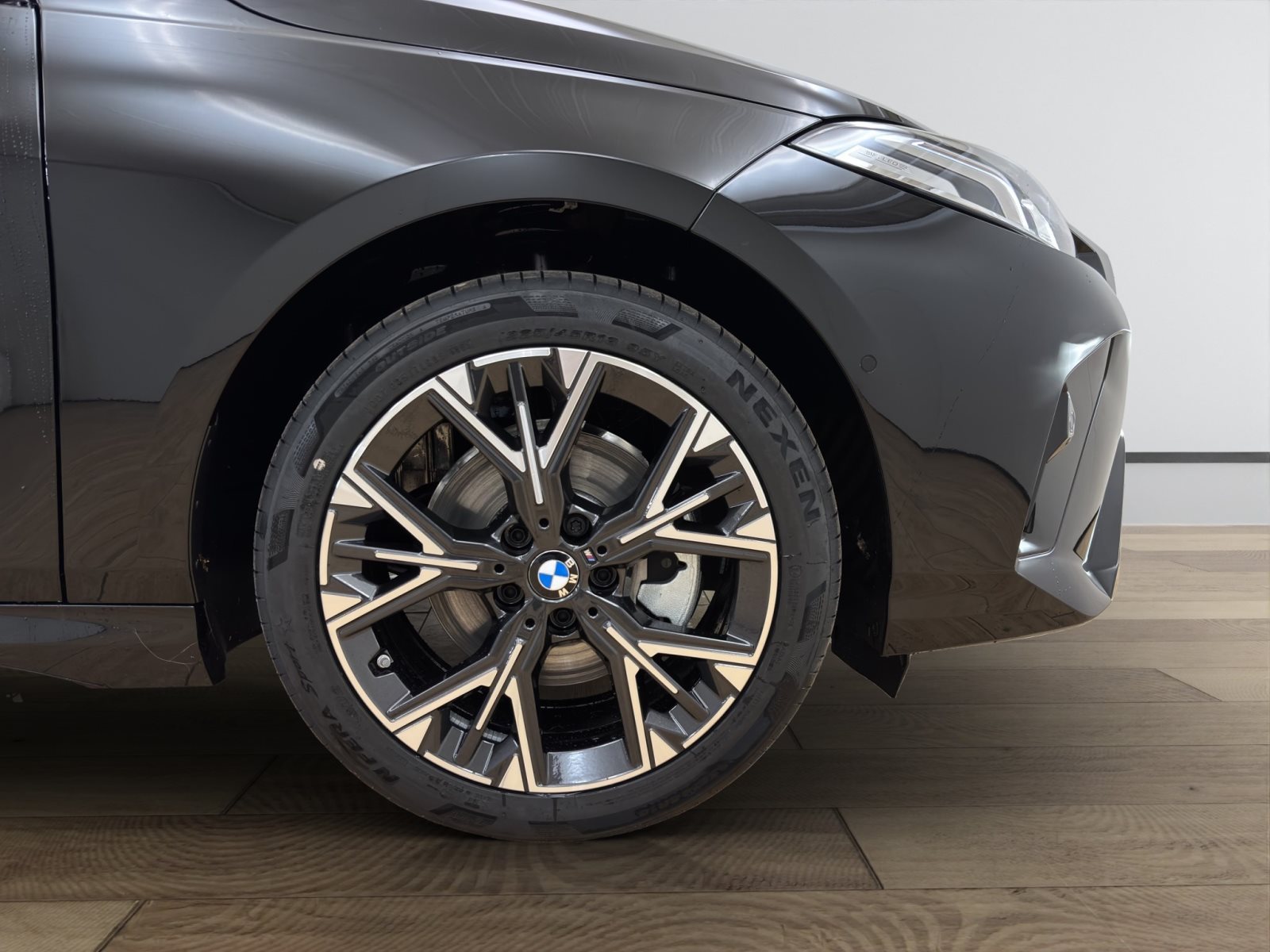 Fahrzeugabbildung BMW 120 [M Sport, Navi, 18 LMR, RFK, SHZ, LED]