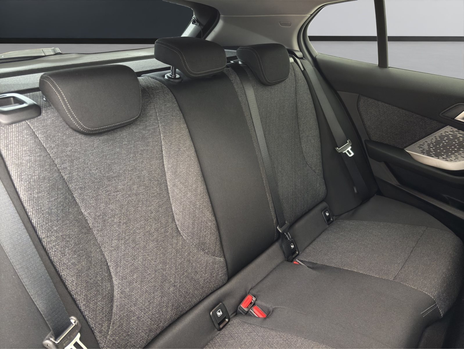 Fahrzeugabbildung BMW 120 [M Sport, Navi, 18 LMR, RFK, SHZ, LED]