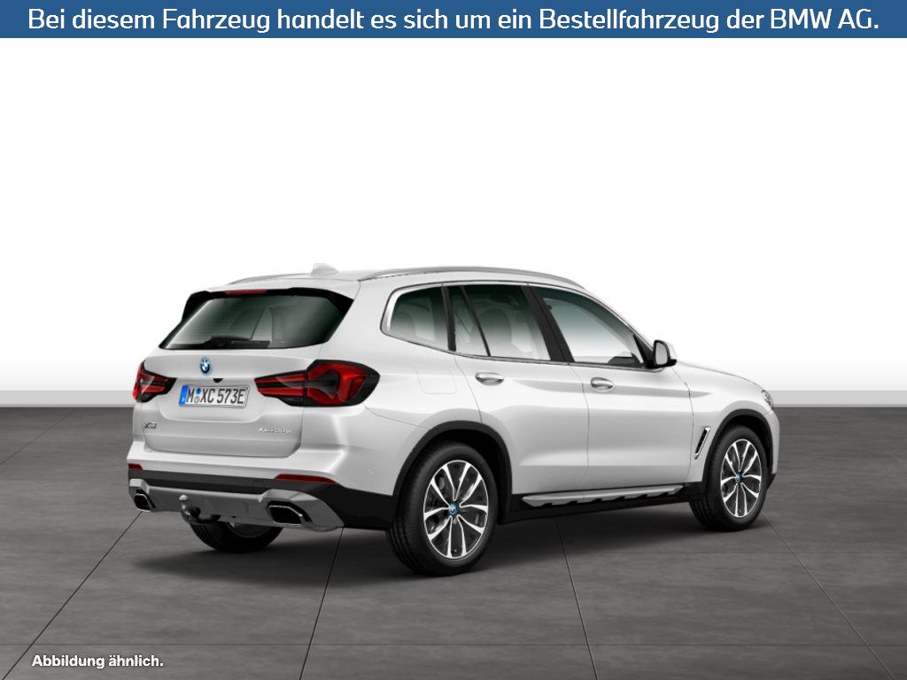 Fahrzeugabbildung BMW X3 xDrive30e
