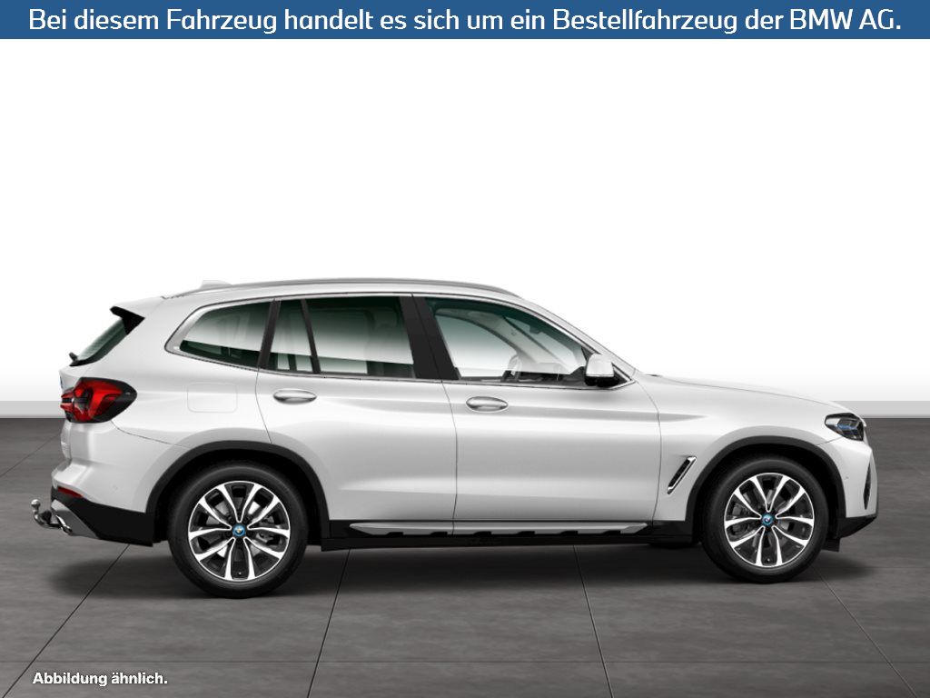 Fahrzeugabbildung BMW X3 xDrive30e