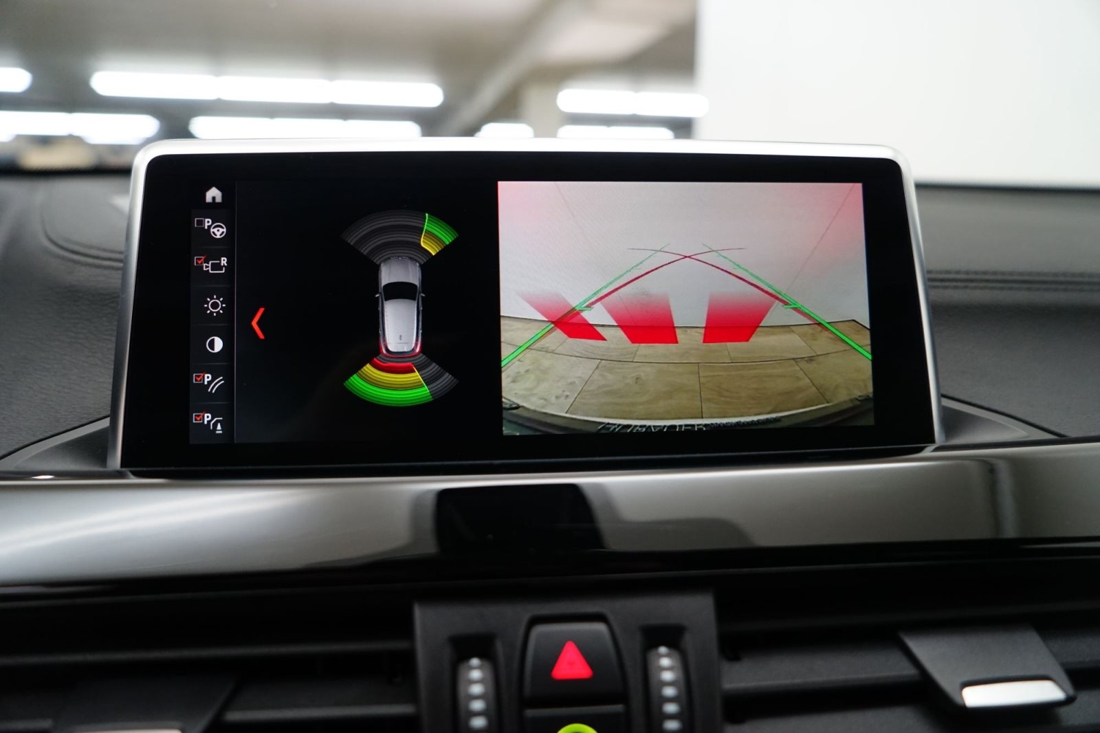 Fahrzeugabbildung BMW X2 sDrive18i [Navi, LED, RFK, HiFi, SHZ, DAB]