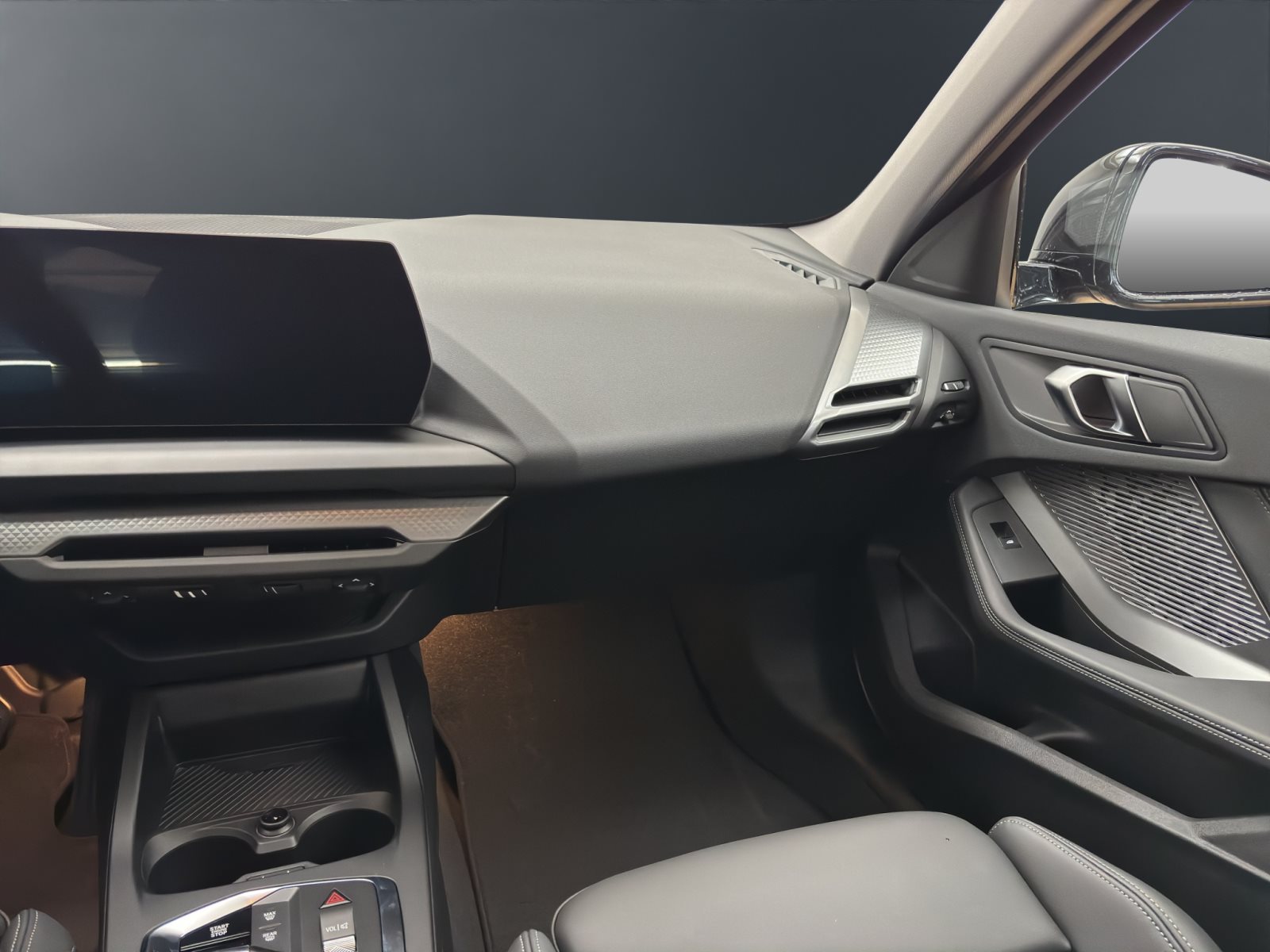 Fahrzeugabbildung BMW 120 [M Sport, Navi, 18 LMR, RFK, SHZ, LED] DAB