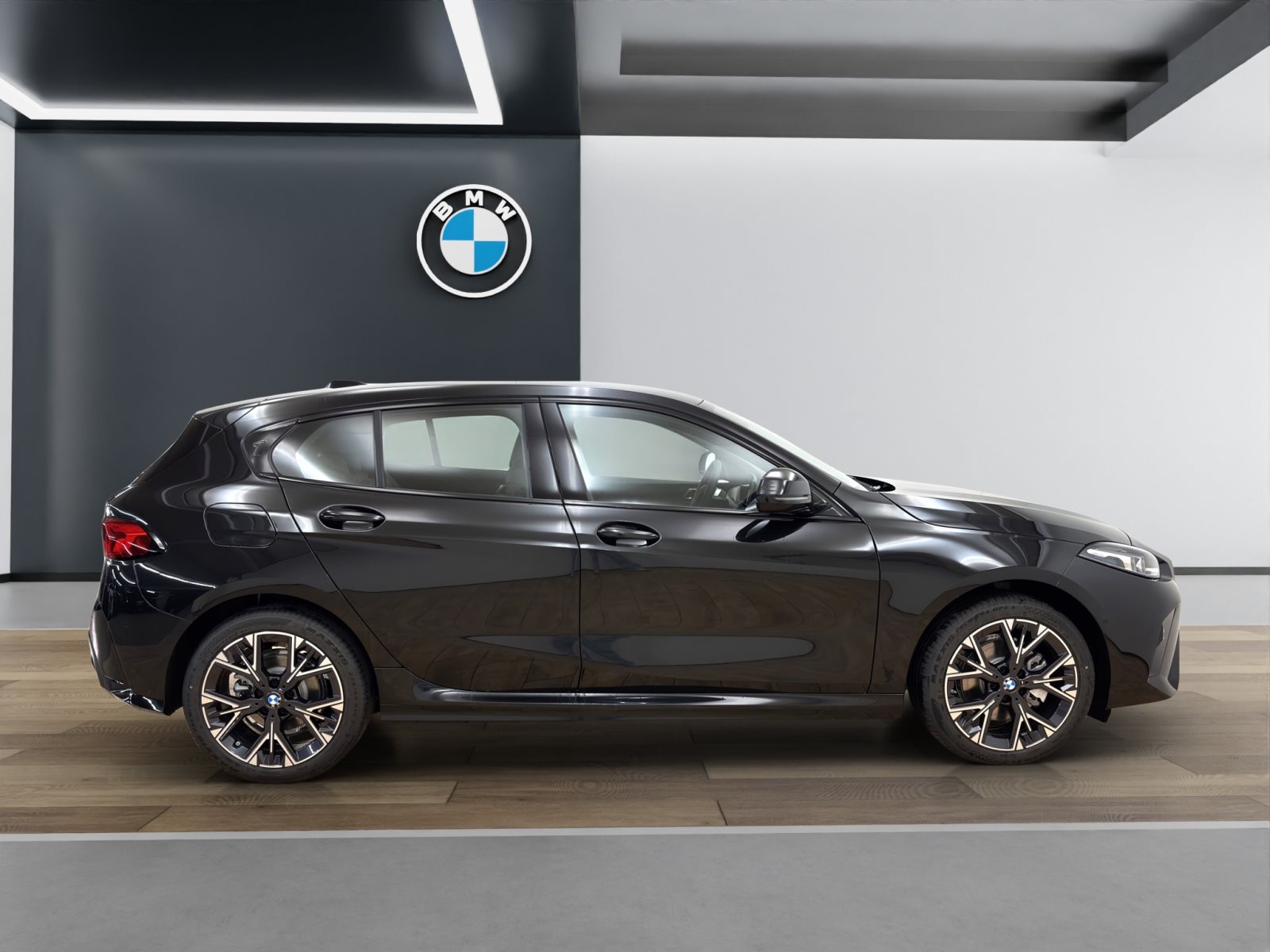 Fahrzeugabbildung BMW 120 [M Sport, Navi, 18 LMR, RFK, SHZ, LED] DAB