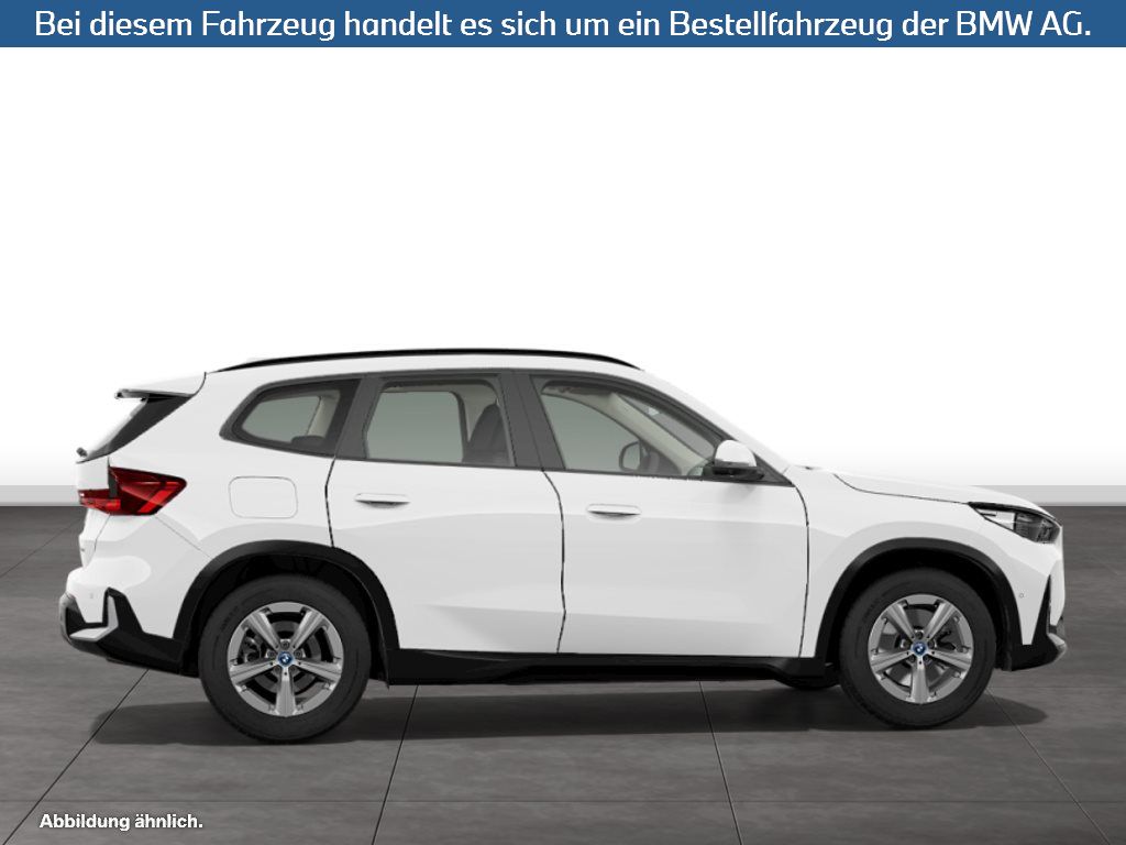 Fahrzeugabbildung BMW X1 xDrive25e