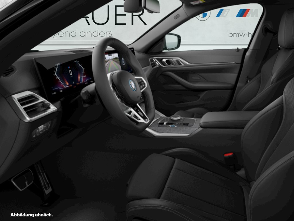 Fahrzeugabbildung BMW i4 eDrive40 [M Sport, AHK, ACC, RFK, 18 LMR]