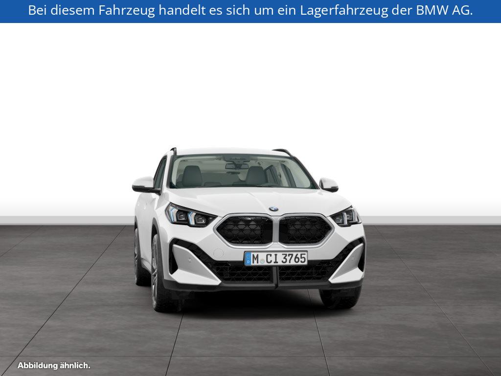 Fahrzeugabbildung BMW X2 sDrive20i