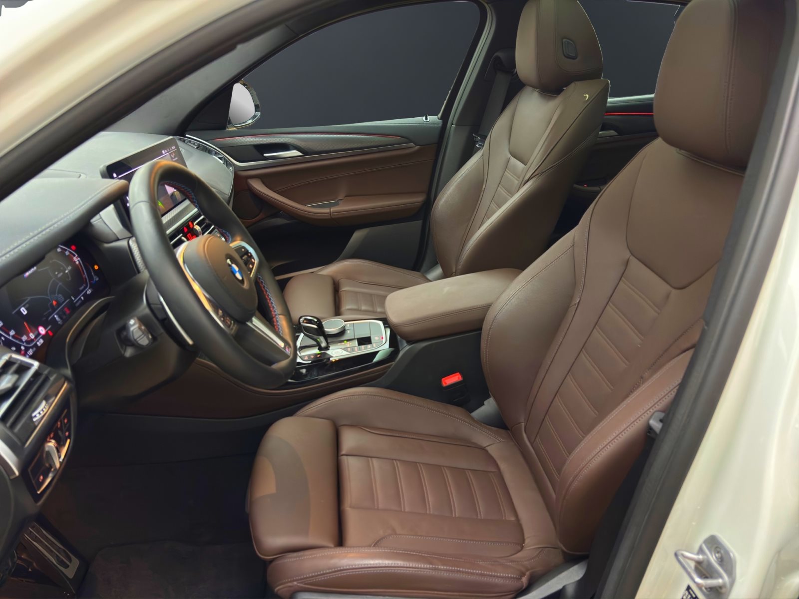 Fahrzeugabbildung BMW X4 M40d [Laser, Pano, HUD, AHK, 20 LMR, 360°]