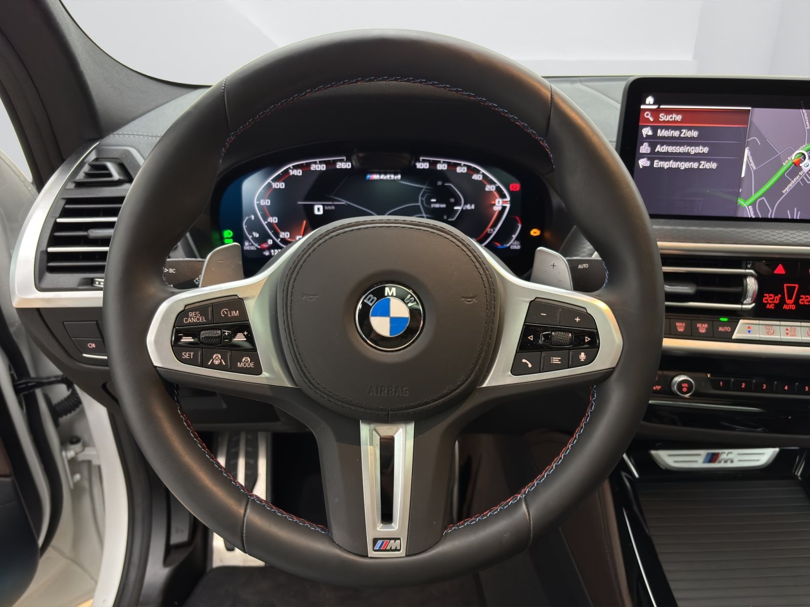 Fahrzeugabbildung BMW X4 M40d [Laser, Pano, HUD, AHK, 20 LMR, 360°]