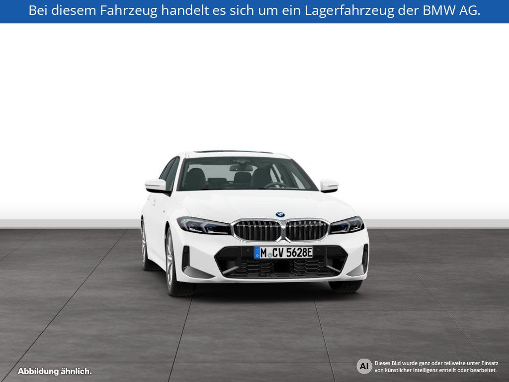 Fahrzeugabbildung BMW 330e Limousine