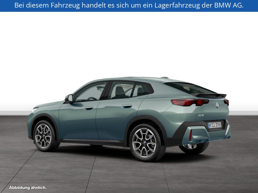 Fahrzeugabbildung BMW X2 sDrive20i