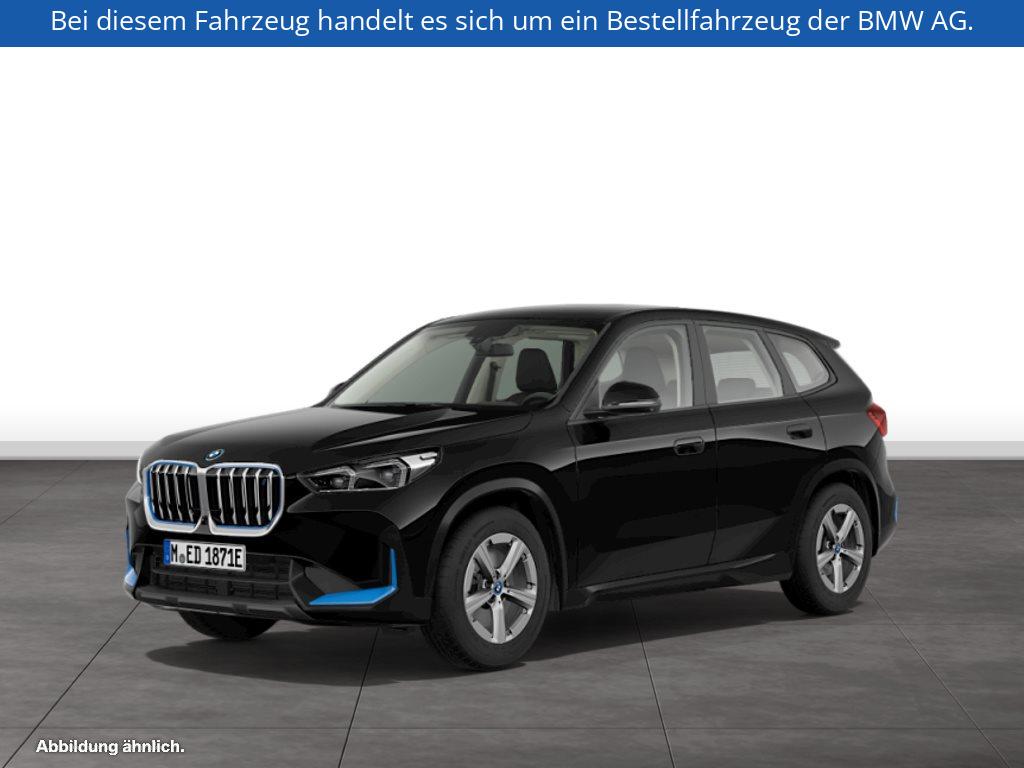 BMW iX1 xDrive30