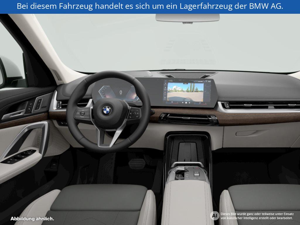 Fahrzeugabbildung BMW X1 sDrive20d