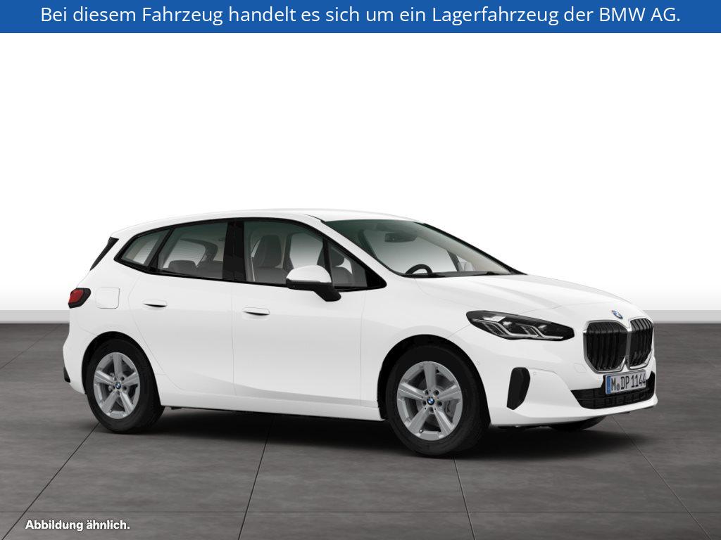 Fahrzeugabbildung BMW 220i Active Tourer