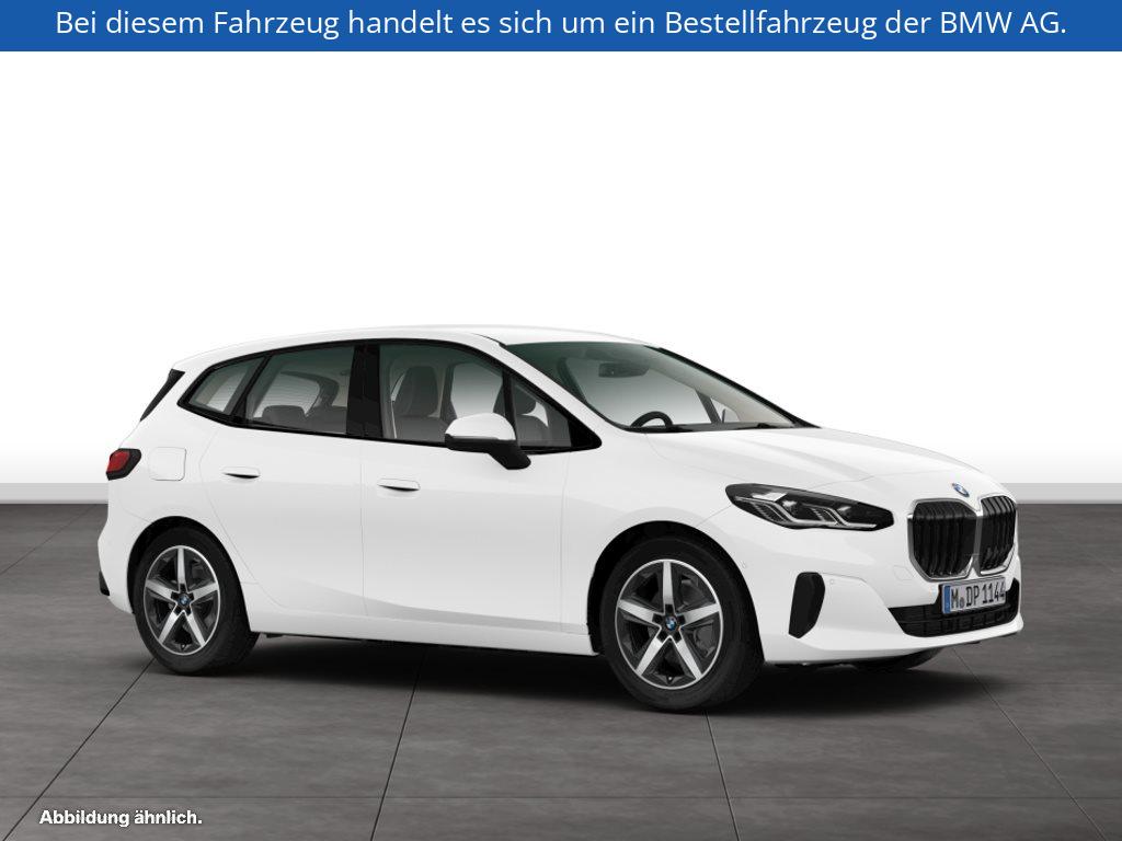 Fahrzeugabbildung BMW 220i Active Tourer