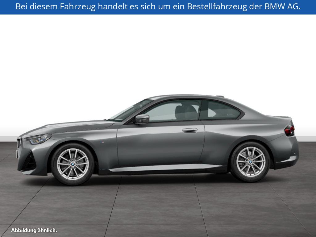 Fahrzeugabbildung BMW 218i Coupé