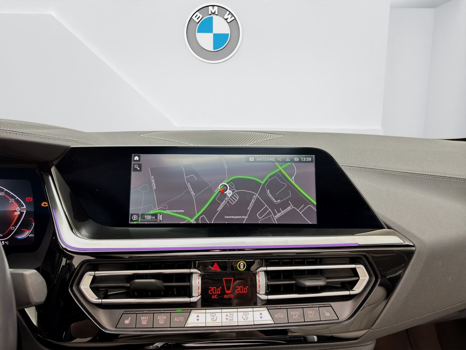 Fahrzeugabbildung BMW Z4 sDrive30i [M Sport, HiFi, HUD, LED, PDC, SHZ]