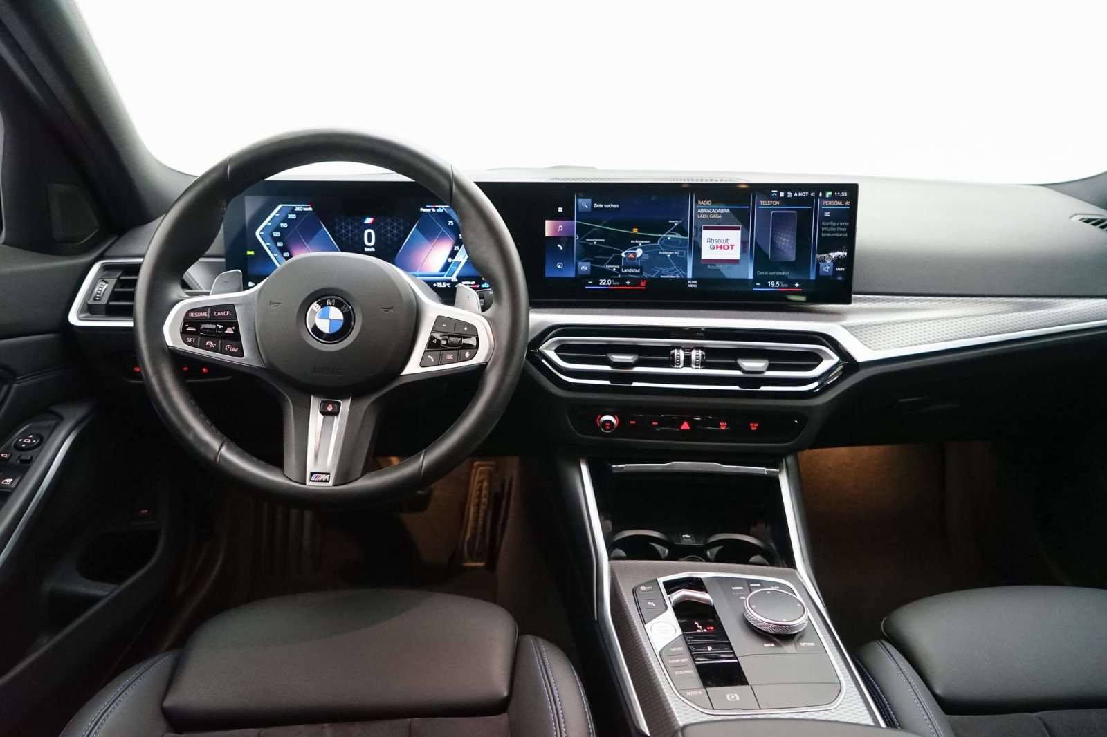 Fahrzeugabbildung BMW 320d Touring [M Sport, AHK, ACC, RFK, 19 LMR]
