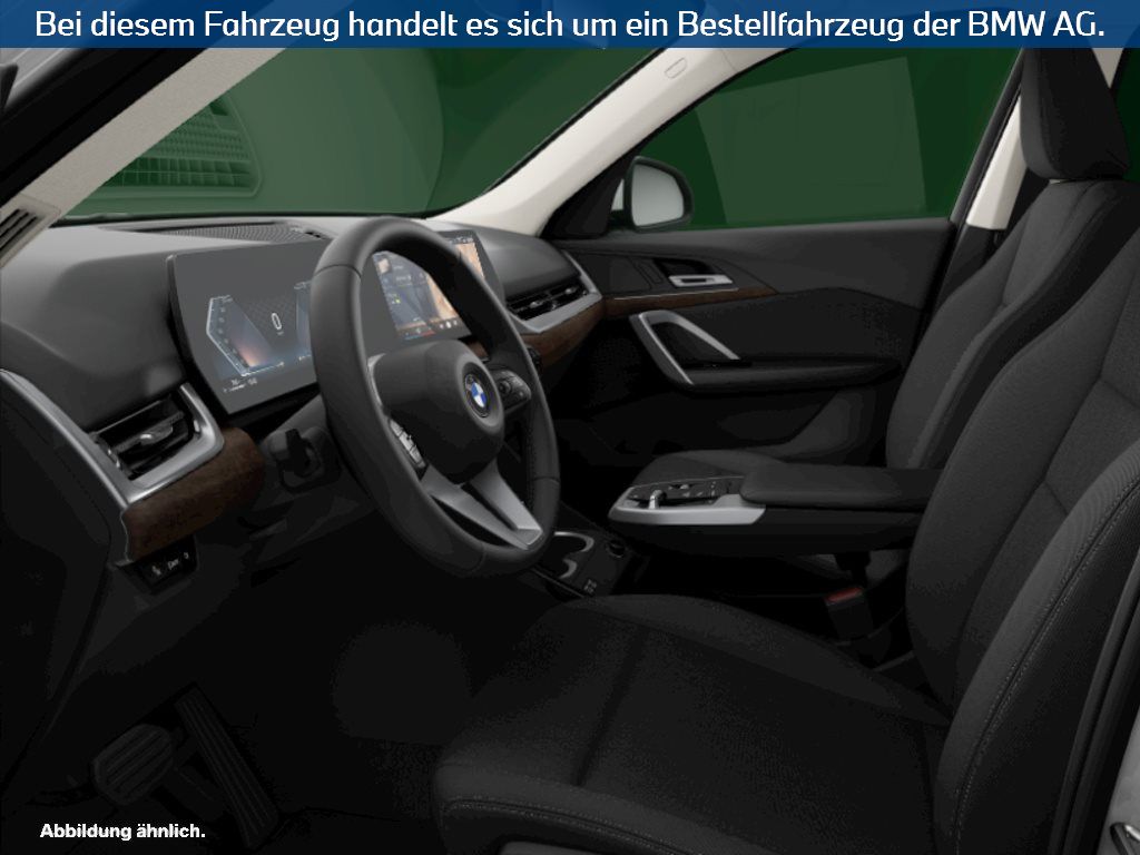 Fahrzeugabbildung BMW X1 sDrive18i SAV