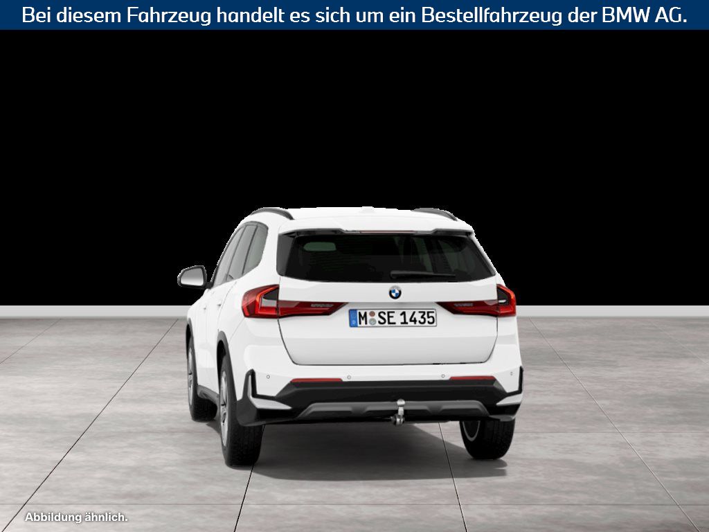 Fahrzeugabbildung BMW X1 sDrive18i SAV