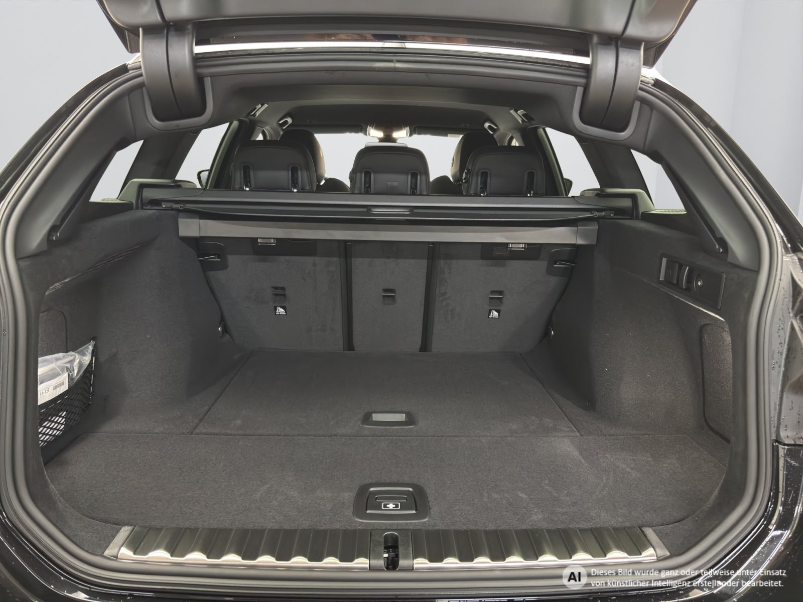 Fahrzeugabbildung BMW 320i Touring [M Sport Pro, AHK, ACC, 19 LMR]