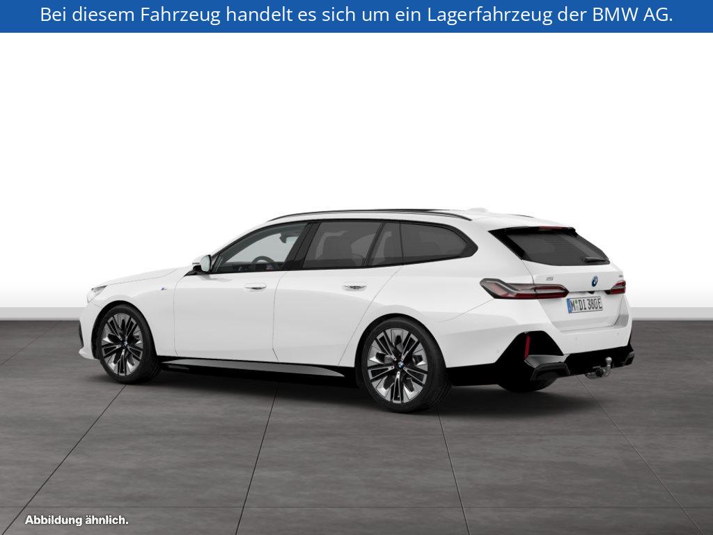 Fahrzeugabbildung BMW i5 eDrive40 Touring