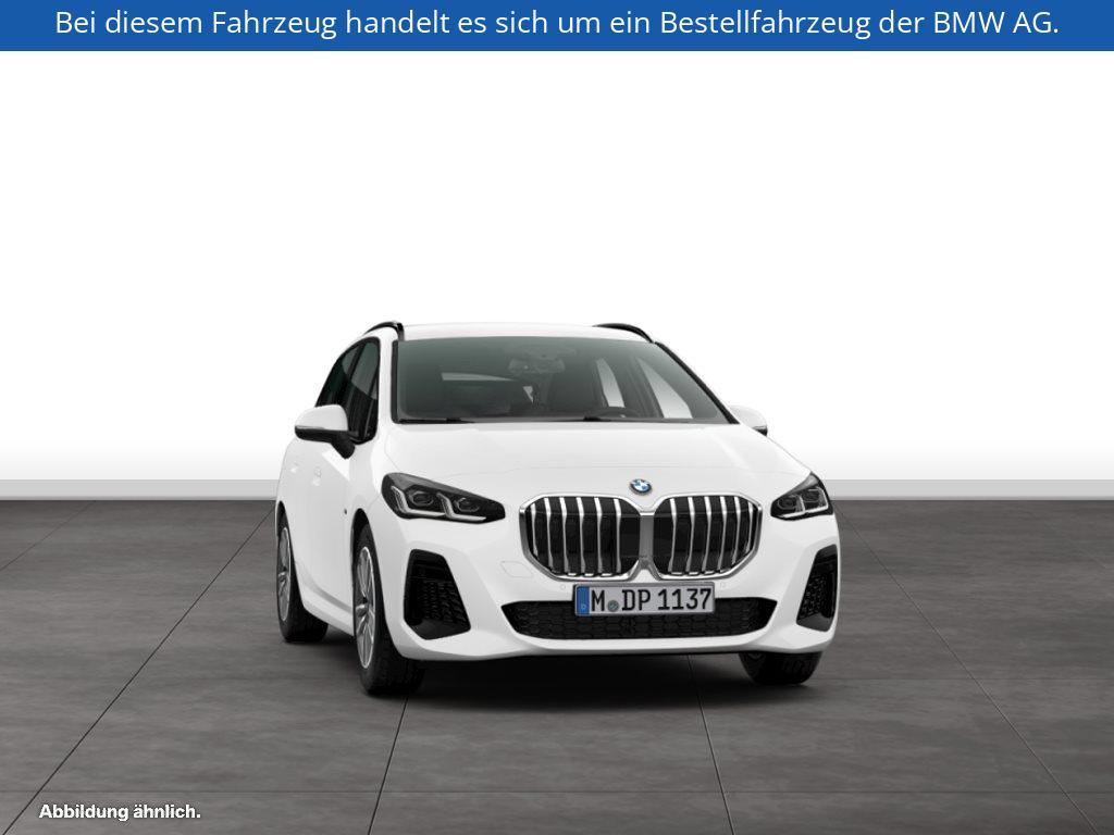 Fahrzeugabbildung BMW 218i Active Tourer