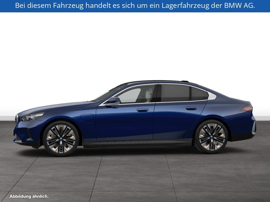 Fahrzeugabbildung BMW 550e xDrive Limousine