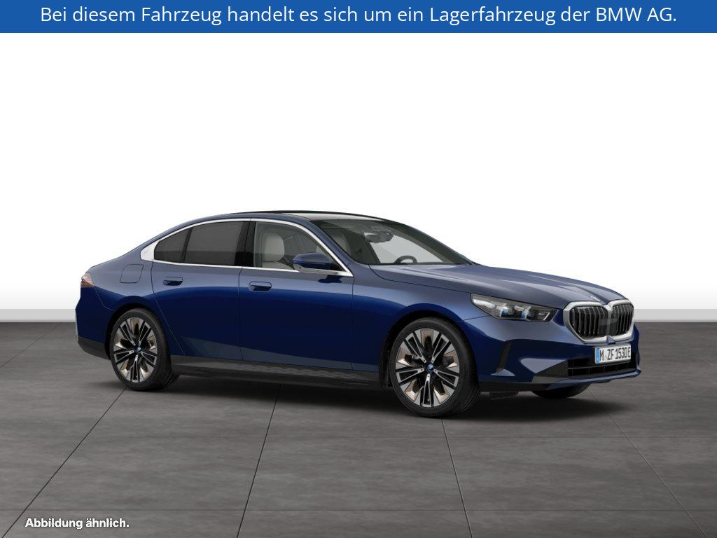Fahrzeugabbildung BMW 550e xDrive Limousine