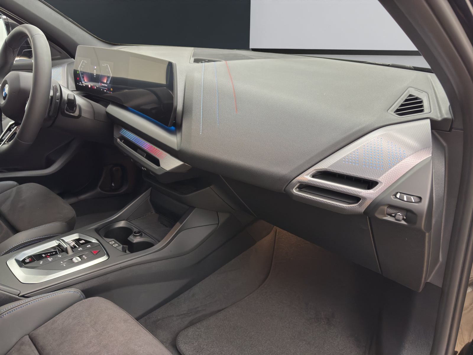 Fahrzeugabbildung BMW 120 [M Sport, Navi, 19 LMR, RFK, SHZ, LED] DAB