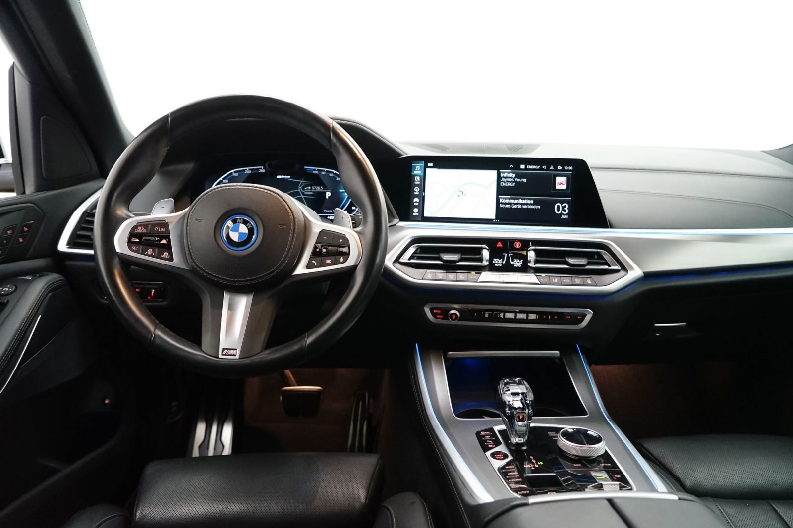 Fahrzeugabbildung BMW X5 xDrive45e [M Sport, Laser, HUD, DA Prof.]